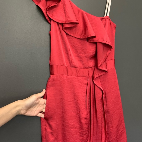 BCBGeneration Ruffle One Shoulder Dress - Picture 4 of 8
